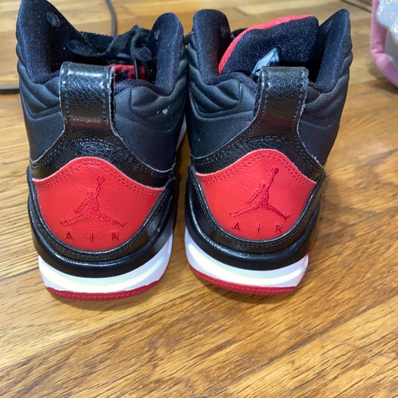 Jordan Air Flights - Picture 3 of 5